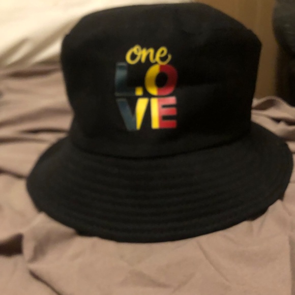 (2 for 15$ 3 for 20$) plus 15% off and 9.99 shipping One Love Bucket Hat - Picture 2 of 2